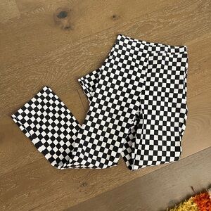 BEGINNING BOUTIQUE black & white checkered pants